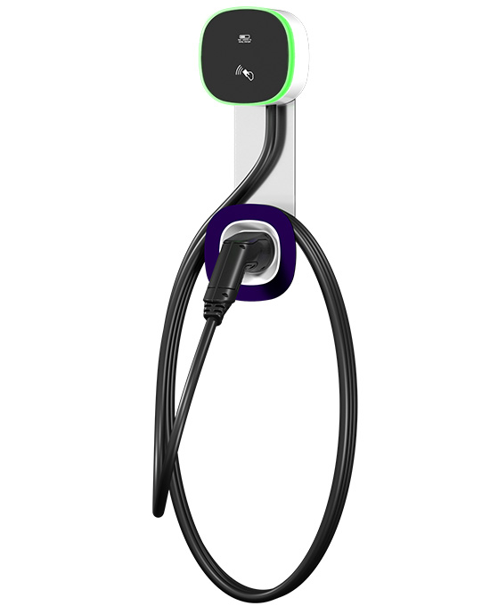 Wallbox mit Kabel und grünem LED-Ring