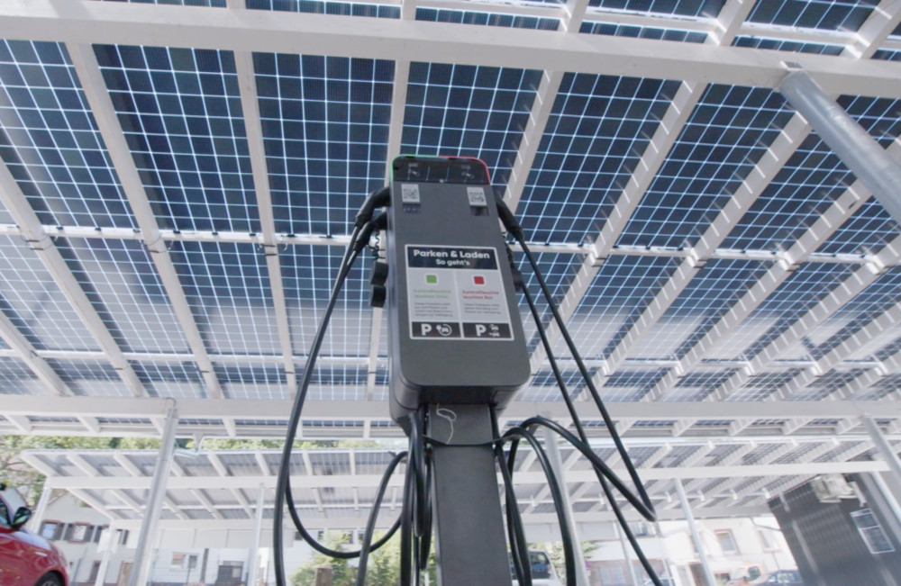 LADEplus PV-laden Solar-Carport